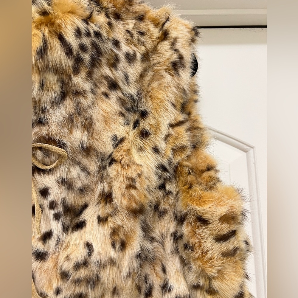 NWT Revue 100% Rabbit Fur Vest - Picture 5 of 8